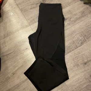 Old Navy Active Mesh (CROPPED) pants